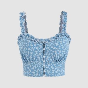 Cute Floral Crop Top Shirt with Buttons on the front!